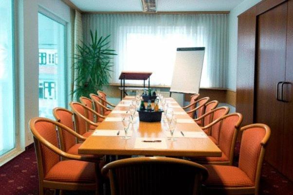 Hotel Berlin - Greenline Hotel زوسين المظهر الخارجي الصورة