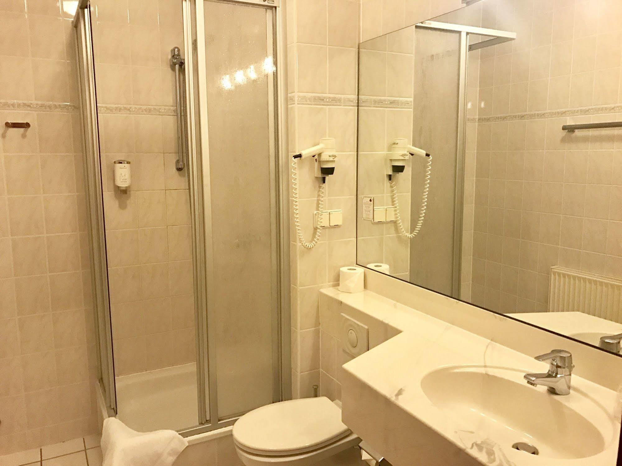 Hotel Berlin - Greenline Hotel زوسين المظهر الخارجي الصورة