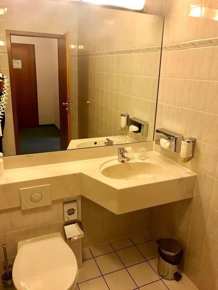 Hotel Berlin - Greenline Hotel زوسين المظهر الخارجي الصورة