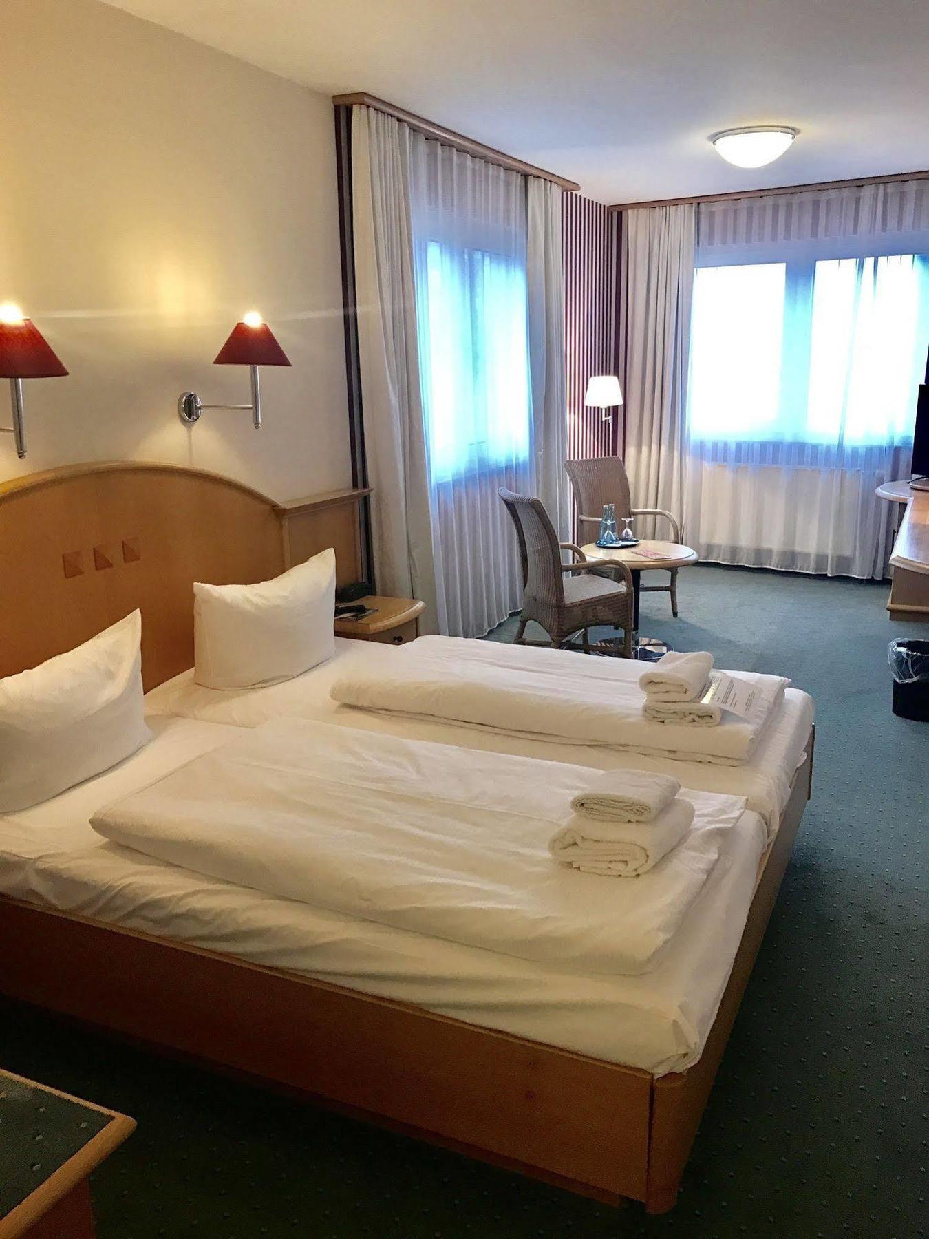Hotel Berlin - Greenline Hotel زوسين المظهر الخارجي الصورة